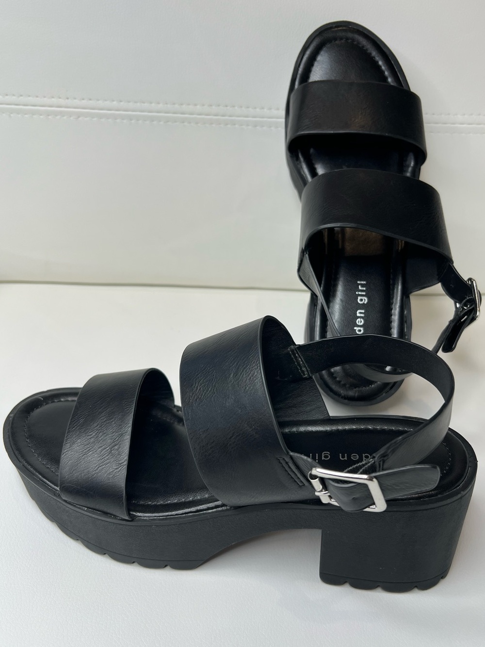 Madden Girl Black Platform Shoes Silver Buckles size 9M